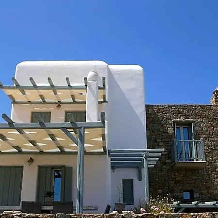 Hotell Niriides Homes &