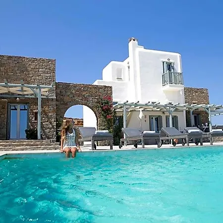 Niriides Homes & Mykonos Town