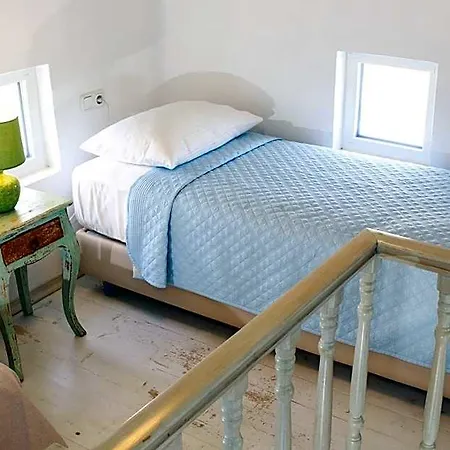 Niriides Homes & Hotell